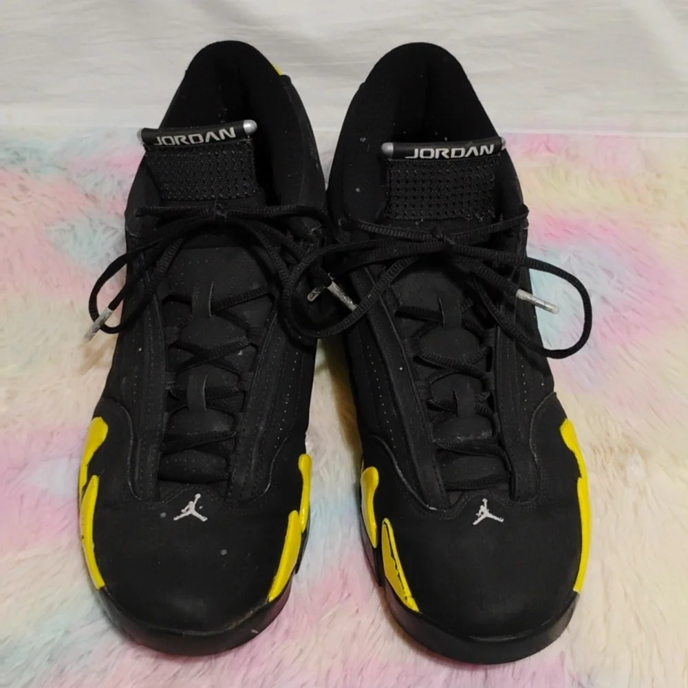 (X-106) SALE! Air Jordan 14 Retro Thunder Sneakers Sz.12 2014 See Pictures